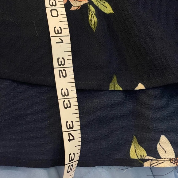 Anthropologie Fig and Flower long Tunic blouse floral size medium front pockets - Picture 9 of 16